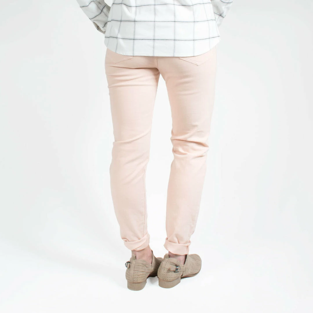 Mountain Khakis Women's Canyon Cord Skinny Pant | Slim Fit / Pink Champagne