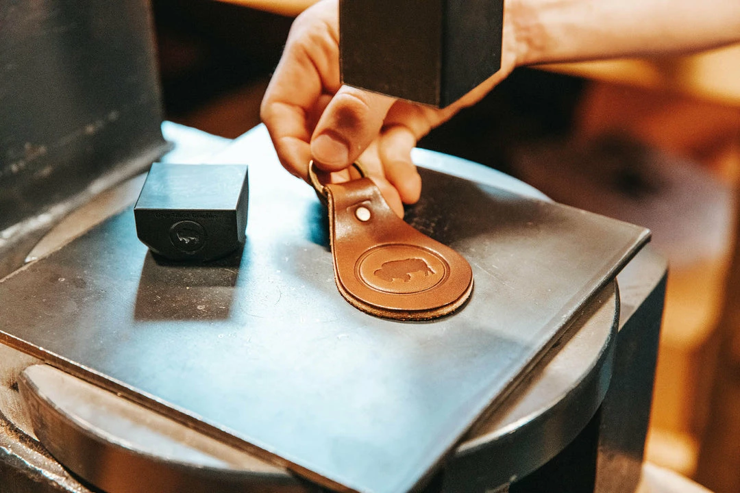 Mountain Khakis Accessories & Gear ColsenKeane Round Leather Key Ring