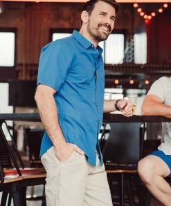 Mountain Khakis Men's Knox Dobby Short Sleeve Woven Shirt