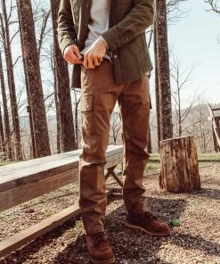 Mountain Khakis Men's Cavern Pant | Classic Fit / Tobacco