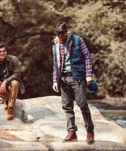 Mountain Khakis Men's Pine Peak Down Vest Outerwear