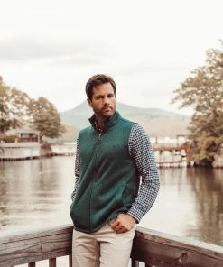 Mountain Khakis Outerwear Men's Norris Vest