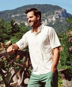 Mountain Khakis Men's Glacier Short Sleeve Shirt