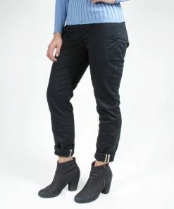 Mountain Khakis Women's Sadie Skinny Chino Pant | Classic Fit / Raisin