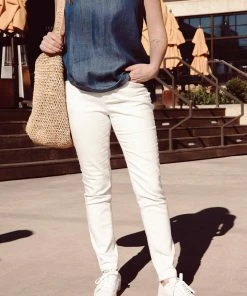 Mountain Khakis Women's Emery Cropped Jean