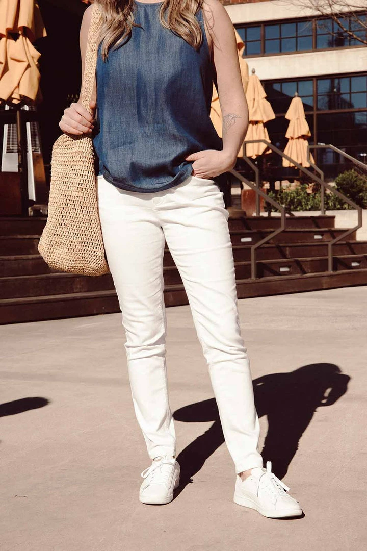 Mountain Khakis Women's Emery Cropped Jean