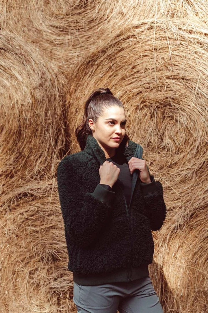 Mountain Khakis OUTERWEAR Women's Valor Jacket